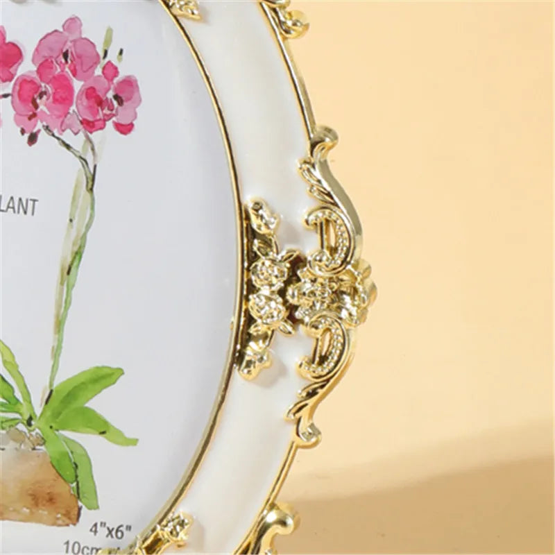 1Pcs Elegant Oil Drip Plastic Photo Frames 6in - Vintage & Modern Styles for Home Deco(Random inner paper)