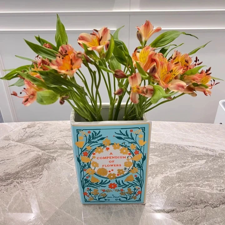 Ceramics Vases Desk Decoration Vases Modern Creative Book Flower Bottle Elegant Aesthetic Interior Vase for Dried Flowers