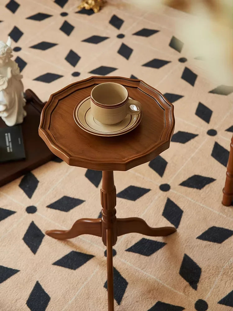 French Retro Design Sense Solid Wood Living Room Home Decoration Decoration Pieces Bedside Coffee Table
