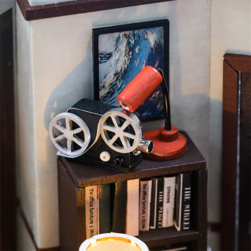 DIY Wooden Central Perk Cafe Casa Miniature Building Kits Bookend With Lights Assembled Bookshelf Home Decoration Friends Gifts